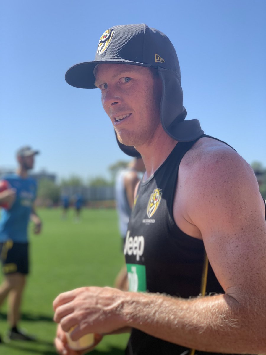 Richmond_FC's tweet photo. Jack‘s bringing back the flap 🤠 https://t.co/hyvwe0WeoJ