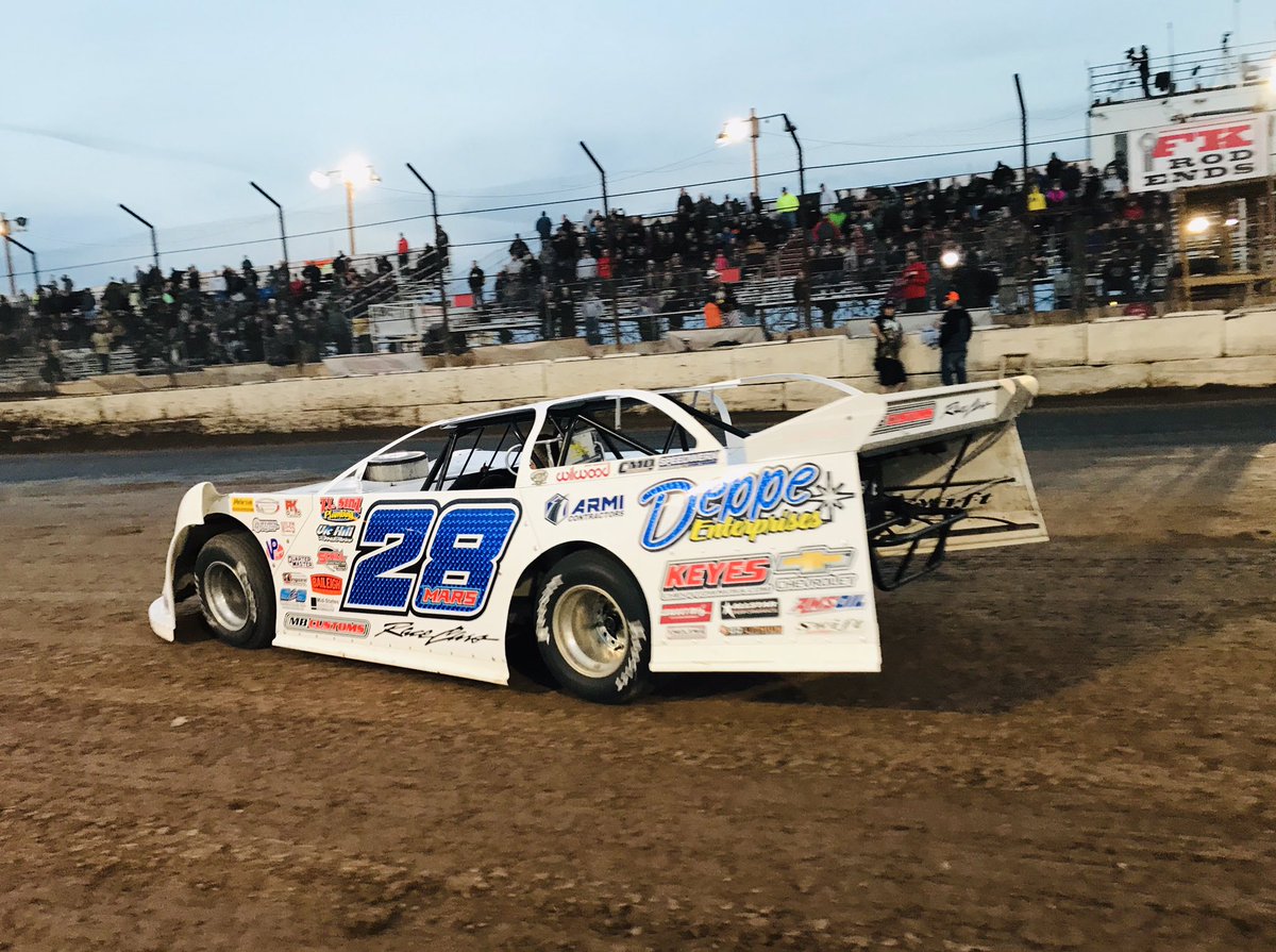 ABCracing54's tweet photo. Brandon Overton, Bobby Pierce, Chase Junghans &amp; Jimmy Mars are your 4 Late Model Heat Race winners who will redraw for their starting spots in tonight’s $14,000-to-win feature! @WildWShootout https://t.co/sne0wI8wcK