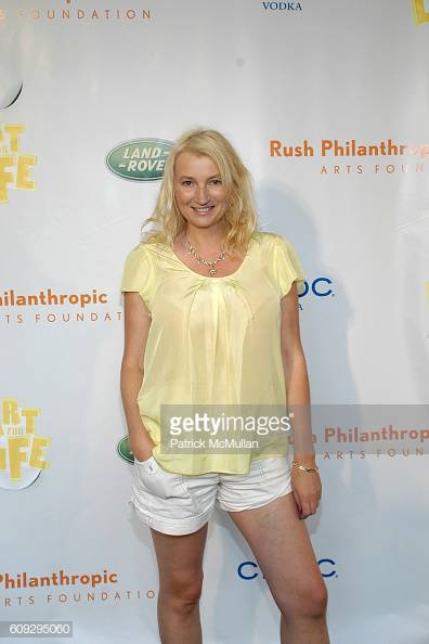 annawilding's tweet photo. #flashback #newyork #southampton #RussellSimmons #RushPhilanthropic #summer #lemoncolor #fashion #style #yellow #casting #movies https://t.co/R0hcecCTCd