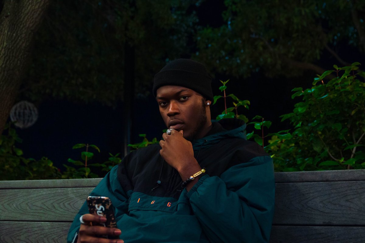 vaRandoms's tweet photo. Thief in the night🌌 https://t.co/vBdzvJqzzw