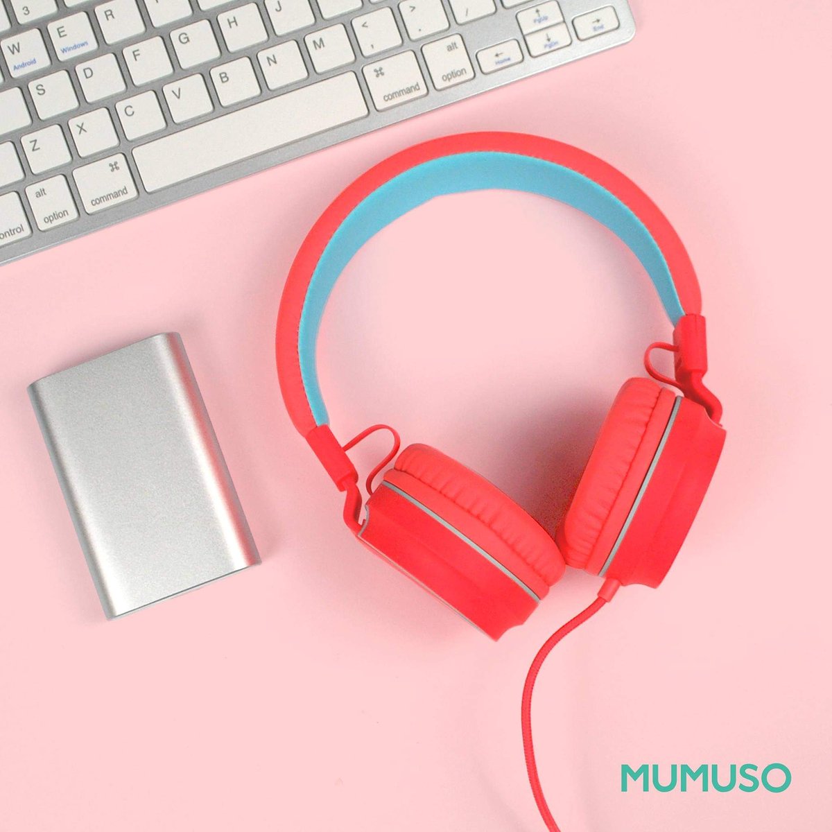 Jump start your day by listening to your favorite song! 😄🎧🎶
#Mumuso