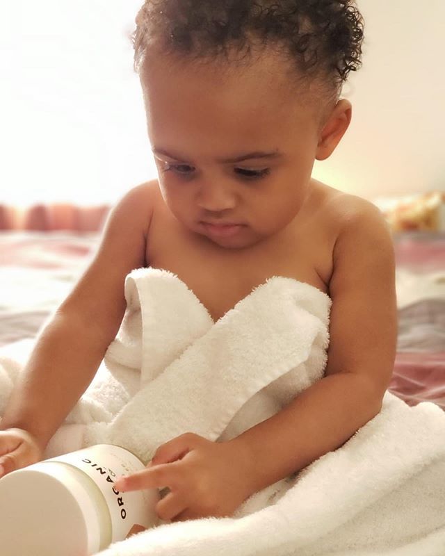 OrganicBath's tweet photo. 2019 Goals: Be a Buttered Up Goddess 😍
_____________________________________________________
Alani age 15 months recommends Organic Bath Co.’s Naked Body Butter (unscented, 100% Organic &amp; Clean for her sensitive skin) to keep her skin glowing and bab… https://t.co/ytBdxqM0J1 https://t.co/MBFKAha1xR