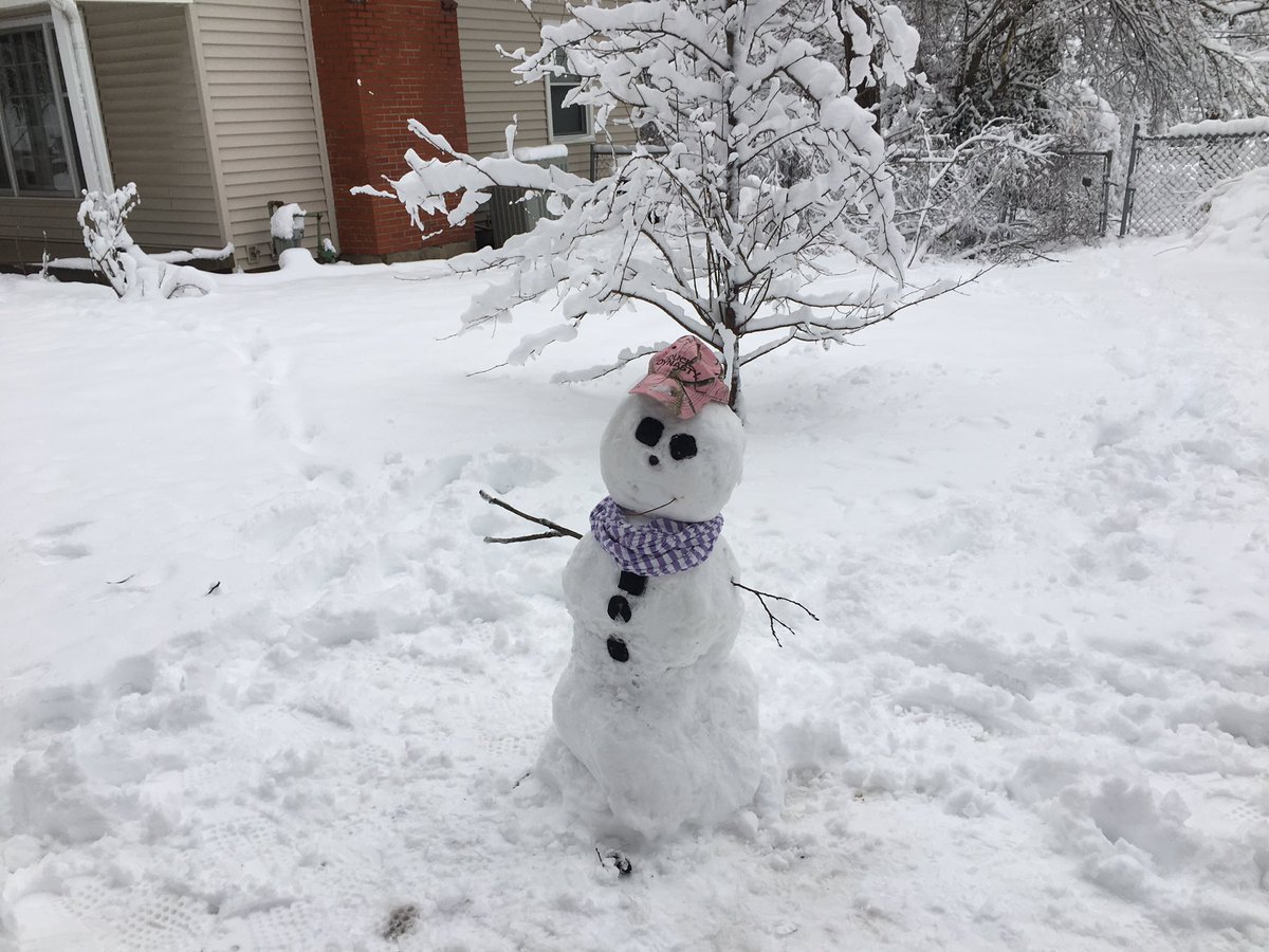 CenterSD's tweet photo. All Center School District schools are closed tomorrow (1/14) due to continued road conditions. The Red Cross Shelter is open at Hillcrest Community Center - 10401 Hillcrest Rd. KCMO for families without power. Stay Safe- #CenterSafe #CenterSnowDays #CenterSD https://t.co/qySQbx5yco