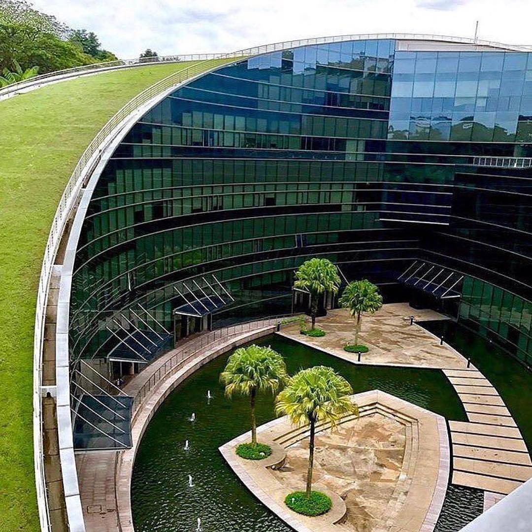 ArquiteturaBlog's tweet image. A Universidade Tecnológica de Nanyang, (NTU), é a maior universidade de pesquisa em Singapura. #greendesign #universitybuilding