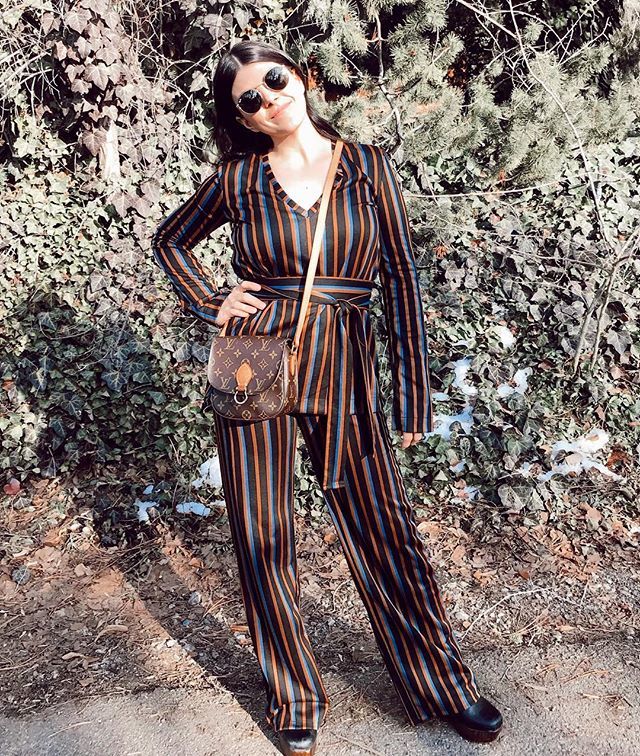 ✌🏻🧡&amp; Louis Vuitton 👜. This vintage Saint Cloud comes in 3 sizes, mini, mm and gm (this is the mini). Save 12% through tonight with code WEEKEND. Set <a href="/zara/">ZARA</a>. #zara #sunday #louisvuitton #louisvuittonforsale bit.ly/2soTY0s