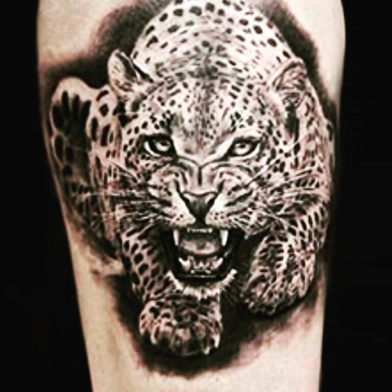 Гийгүүлэн (@queenly_makeup) on Twitter photo 