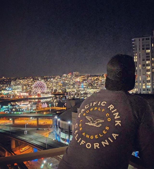 TylerWClarke's tweet photo. Vancouver🌃 Views🏔  #vancity #businesstrip #dreamlivin #pacificrink #mood https://t.co/1UUfScLjqg