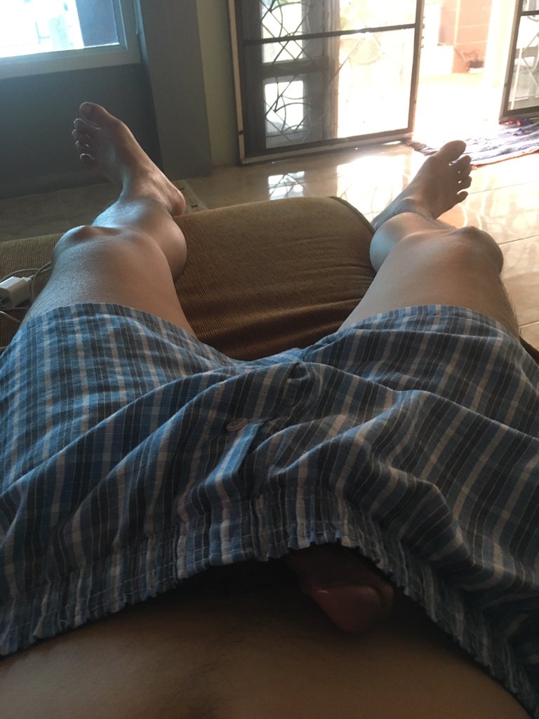 Chanon75633883's tweet photo. นอนมุมเดิมเพิ่มเติมคือคว.. แข็ง# สายอ่อย https://t.co/iST9obydMj