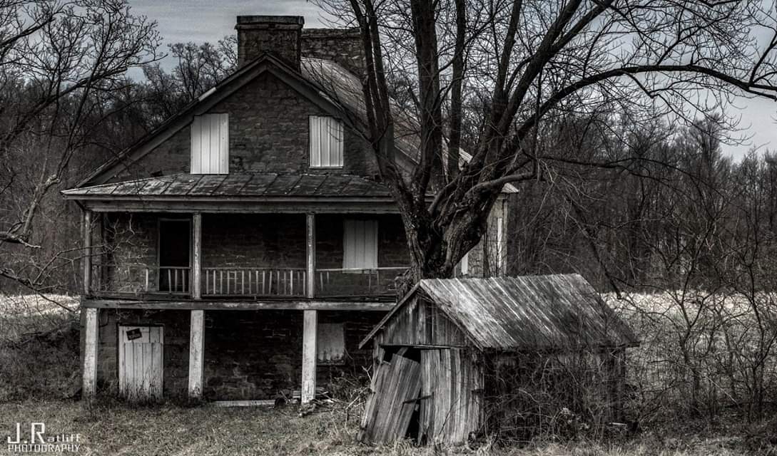 JRatliffPhotos's tweet photo. Highland Co. Ohio 01/2019 https://t.co/VV7vxCxXrN