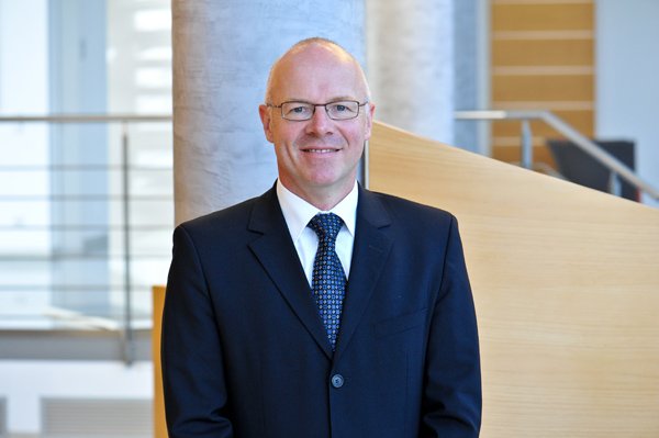 NarrowWebTech's tweet image. #UVLED #label #printing: “One of the core advantages is the absence of  IR radiation, simply leading to less thermal stress on the substrate.” – states Volker Selg, #ISTMetz in part 5 of our #survey “Highlighting #LEDUV” - Read more here: 
bit.ly/2Cl2u5n