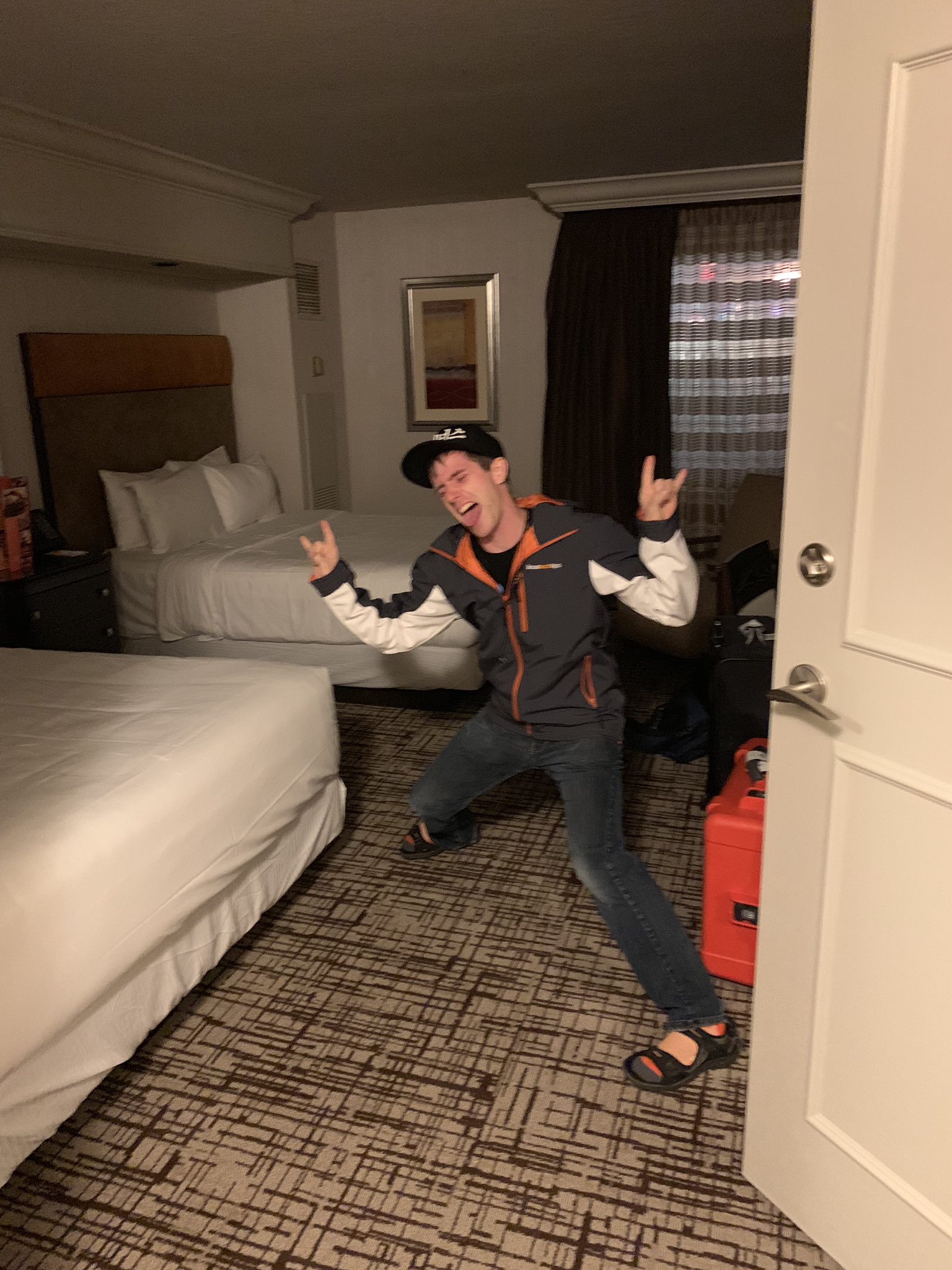 Linus Tech Tips on Twitter: