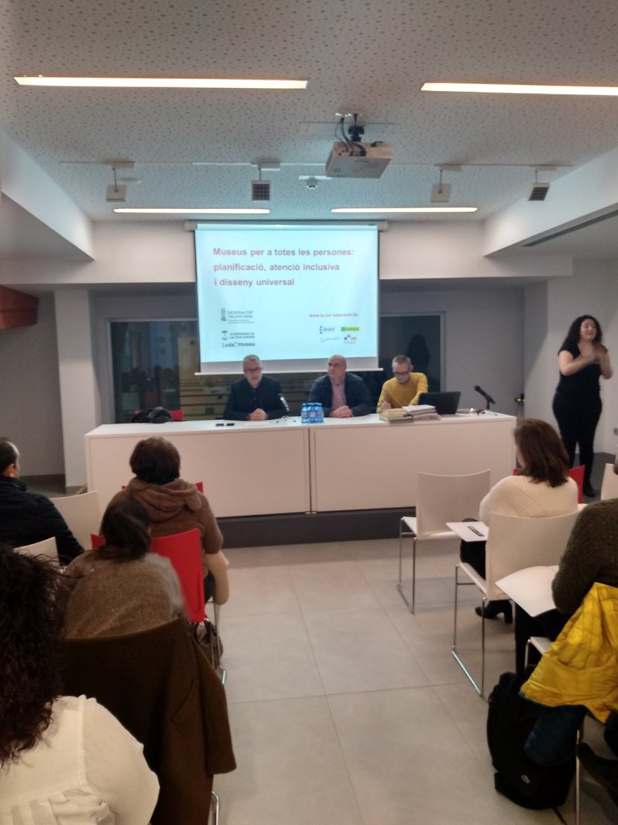 vilamuseu's tweet photo. Comenzamos el Curso "Museos para todas las personas" en Vilamuseu con una asistencia de casi 90 participantes. #museosaccesibles #museosinclusivos https://t.co/hCW0wyf4qk