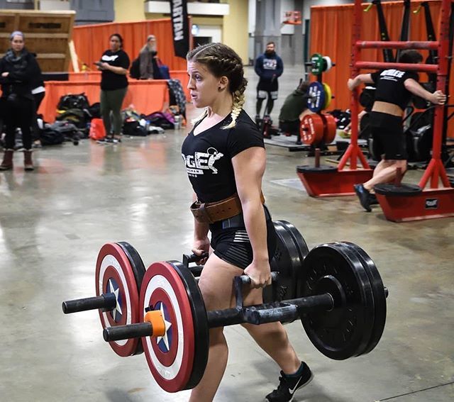 massweekend's tweet image. #Repost @lindseymerrellphotography
・・・
Health and Fitness Expo 2019  @mass_weekend @tysonsplayground @telemundo44 @nbcwashington 
@edge2pnt0 • 
#powerlifting #lifting #cars #weights #girlswhokickass #girlswholift #dc #igdc #washingtondc #nikon #virgi… bit.ly/2Ru0YIz