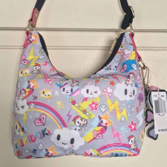 Kmic2006's tweet photo. So good I had to share! Check out all the items I'm loving on @Poshmarkapp #poshmark #fashion #style #shopmycloset #freepeople #tokidoki: https://t.co/0iaVpk28ml https://t.co/U013fudI3J