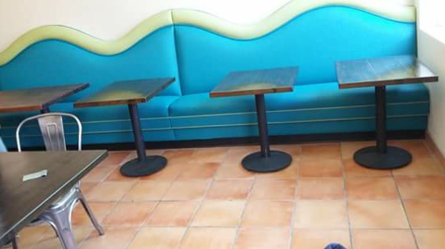 CustomJose's tweet image. Such a Wavy Booth Perfect for a Sea Food Restaurant