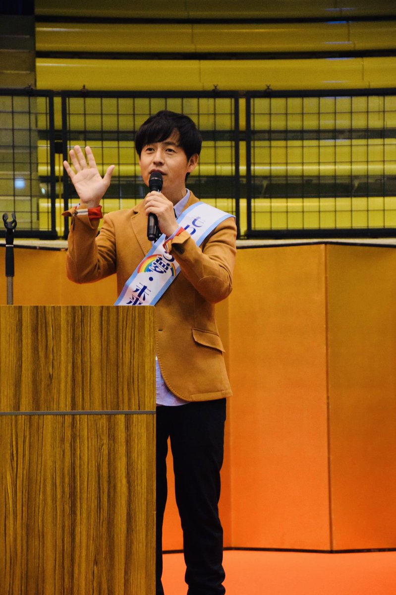 U K 楠 雄二朗 Na Twitteru 新成人の皆様おめでとうございます 本日は地元 守口市の成人式で励ましの言葉を贈る為 登壇 みんないい顔してた しっかり夢が見付かれば どんな努力も出来るから 人生楽しんで と話してきたよ 守口市 成人式 もり