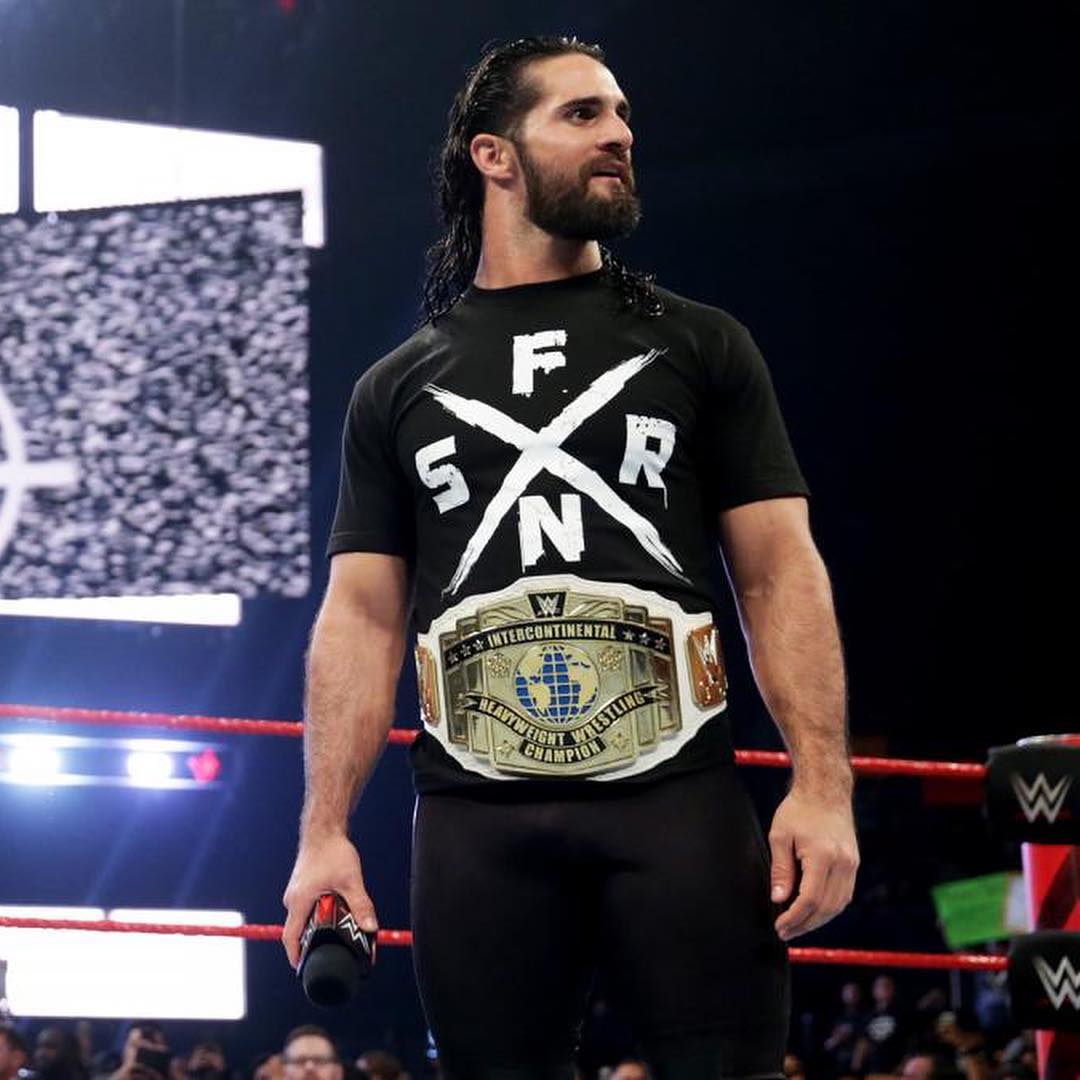olga_104's tweet photo. I'll be cheering for one person tomorrow night and that will be Seth freaking Rollins. 🔥👏🏻👏🏻👏🏻 #TheArchitect #allheart #newICchamp #SethRollins #mondaynightrollins @SethRollinsFans https://t.co/h3wviJg8Xg