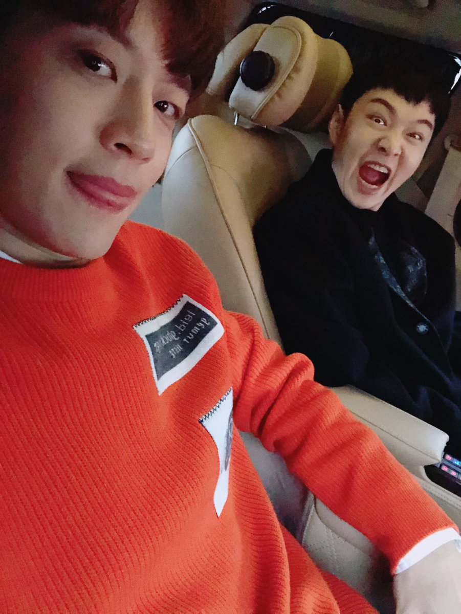 officialse7en's tweet photo. #예지앞사😘 #멜로디 #고거신기 https://t.co/Mz2NTC7MpL