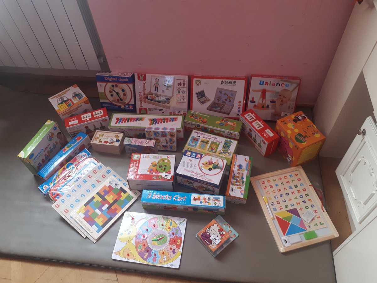 SOURCE_found_am's tweet image. Ճիշտ ընտրված խաղերը լավագույն միջոցն են երեխաների զարգացման և առօրյան արդյունավետ կազմակերպելու համար: 
Շնորհակալ ենք Сона Колозян (Sona Kolozyan)-ին և Marzena Aghamyrjan-ին նվերների համար:😊

#SourceFoundation #Charity #Disability #Thanks