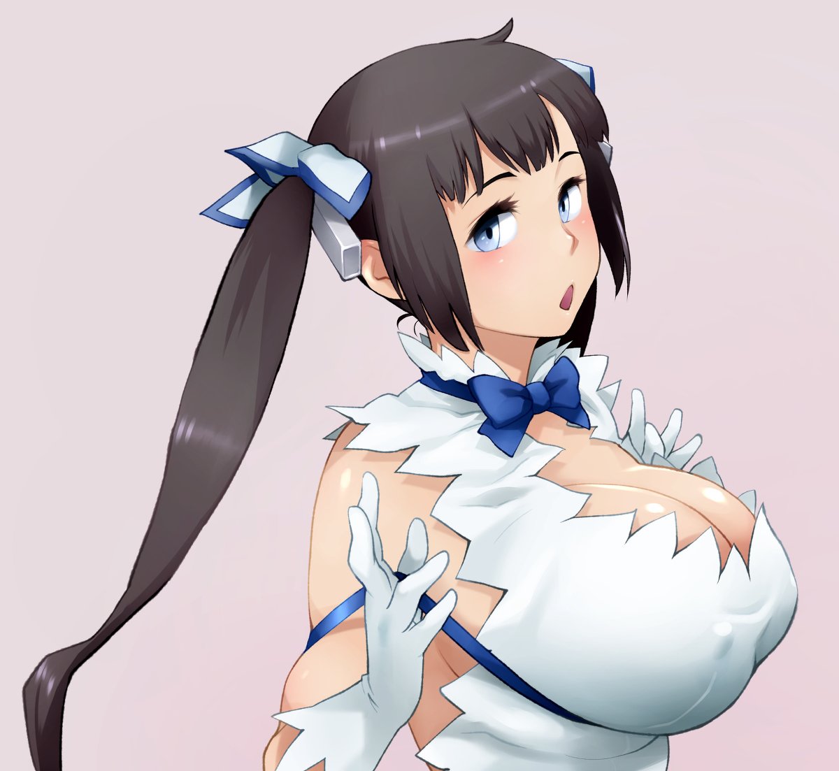 かみさま #巨乳 #爆乳 #ダンまち #ヘスティア #例の紐 https://t.co/RgtQpbCv9y 