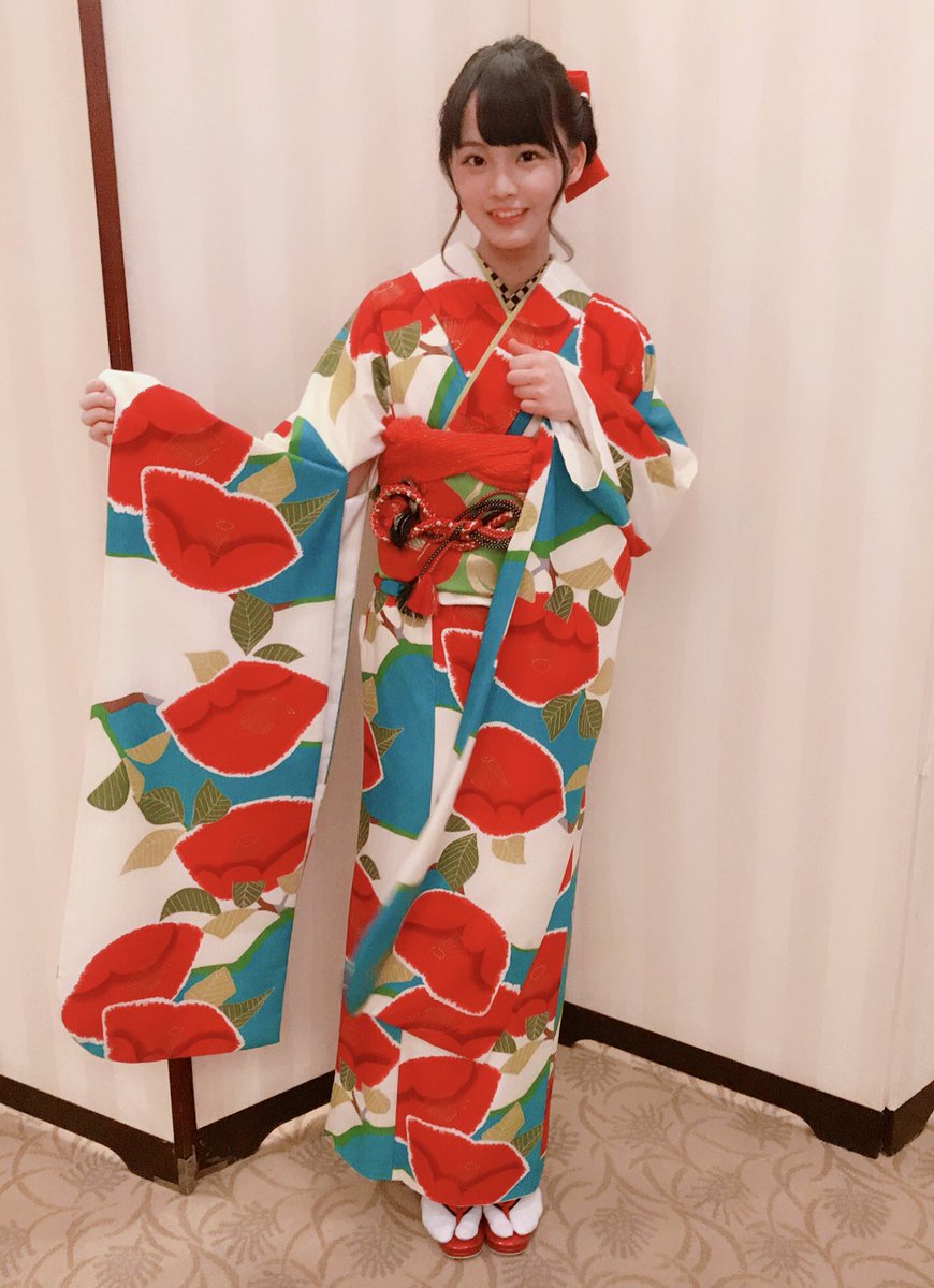 福田 朱里 Ar Twitter 振袖はこんな感じでした ちょっと 福田 朱里 Ar Twitter 振袖はこんな感じでした ちょっと