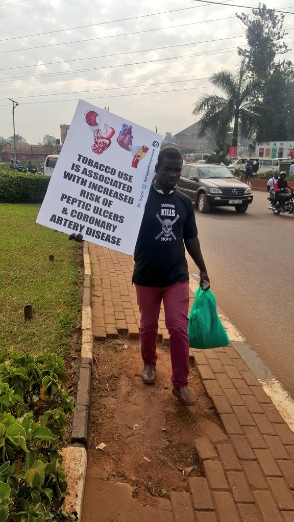 TobaccoCtrlUg's tweet photo. Save yourself, family and friends from the deadly TOBACCO.
Don't accept to die!
#MourningMorning
#TobaccoDeathClockUg
CC @BelindaMosesSA @BagumaRT https://t.co/H5C87fTNv5
