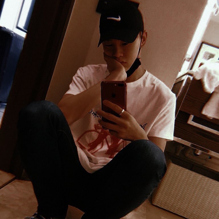 มายเซลฟ์บ๊อย tweet media