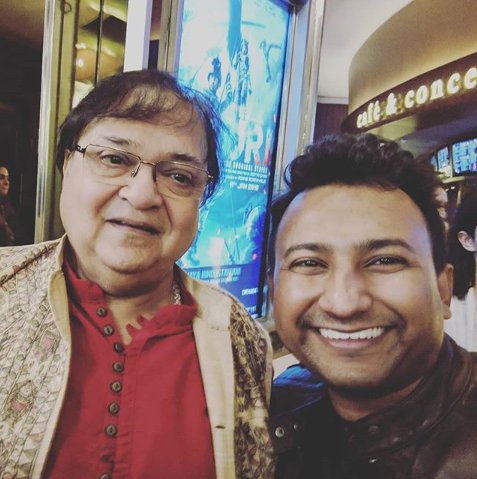 Bahut khushnasibi hai meri ki main India k legendry actor Rakesh Bedi ji Ko Mila 🙏🙏🙏🙏 #URITheSurgicalStrike #blessed #actor #bollywood #music