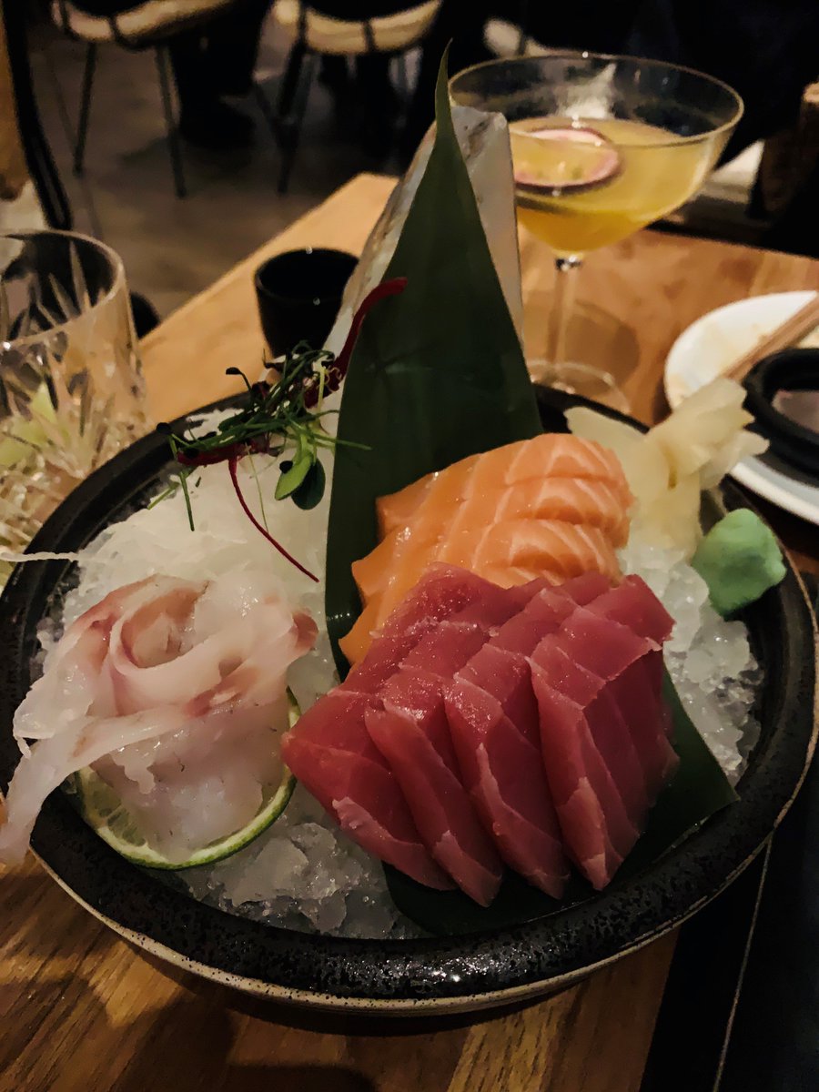 KatArtMax's tweet photo. @eandoathens A beautiful place to be .... and a great food journey !!! #sushi #food #greece #Athens #eandoathens https://t.co/6dTqPUwe1V