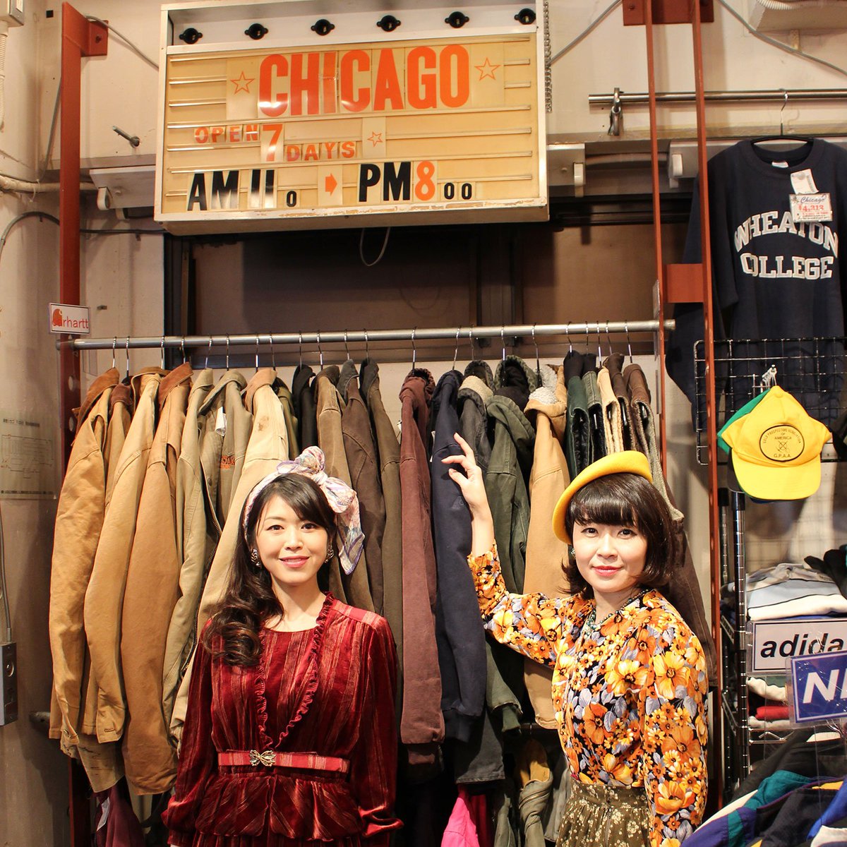 映画 セブンガールズ 公式 Su Twitter Chicago Sevengirls 下北沢トリウッド上映期間中1回の原宿シカゴ下北沢店のファッションコラボが決定いたしました レトロファッションたくさんあります これであなたもパンパンに 期間中は実際に販売している