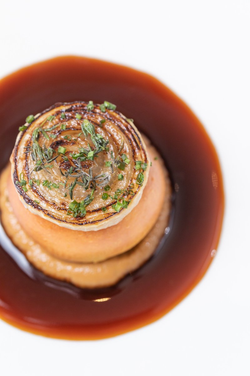 Wiswellman's tweet photo. Steak &amp; Ale Pie baked in Brioche, Roasted English Onion - one of the dishes on our January Blues menu - available from Wednesday - Saturday, 2 courses for £20, 3 for £25! #januarymenu #steakandale #lancashire https://t.co/Et7blQINiv