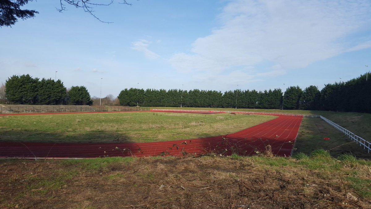 Community Payback must benefit the local community, be challenging and demanding and be worthwhile and constructive. Last year, we helped breathe new life into a former athletics track in #Bristol - ow.ly/qc2R30nhiCI