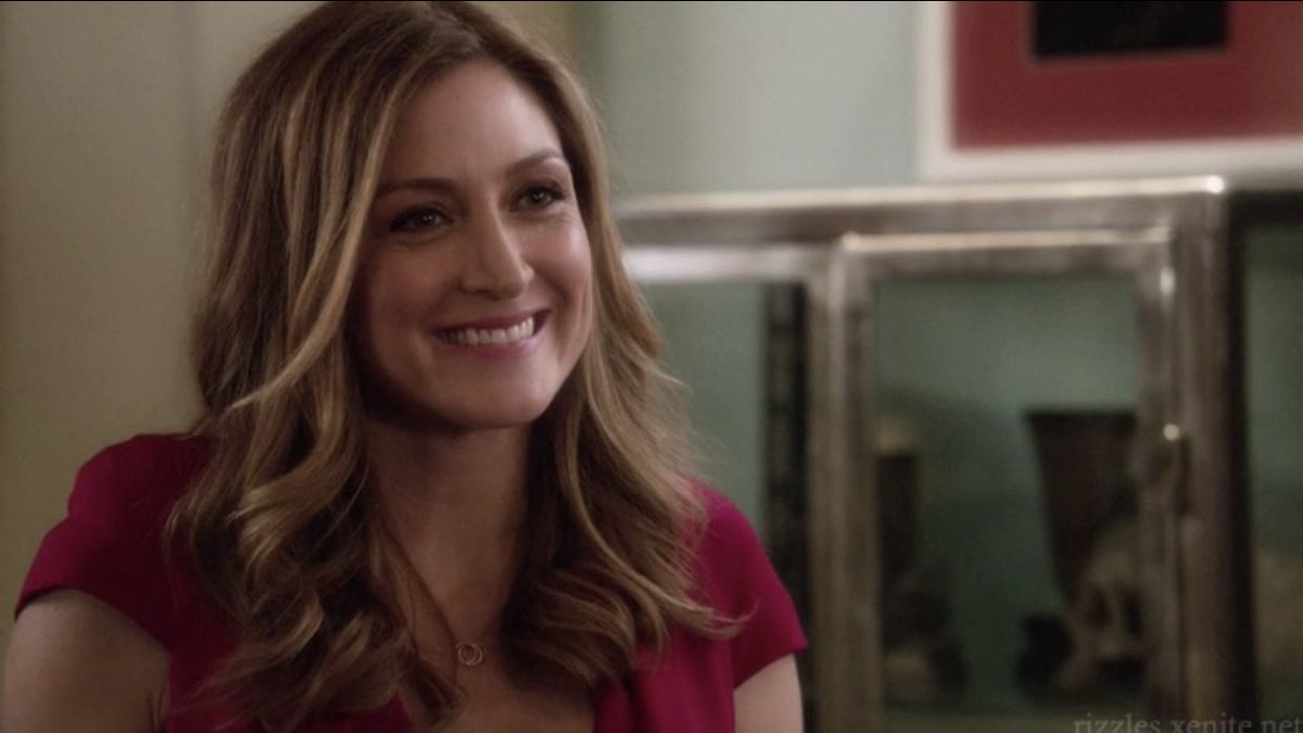 Smiling makes the world a much happier place :) Have a fantastic week! ☺️ <a href="/TeamSasha/">Team Sasha</a> <a href="/sashaalexander/">Sasha Alexander</a> <a href="/DontcallmeKeys/">Karen</a> <a href="/LenaDalli/">Helene. 🔴 Lena #1FIRST</a> <a href="/JuliaM014/">Julia Michna</a> @Jessie_Rizzoli <a href="/Taina47/">Evelyn Rivera she/her/ella</a> #MauraMonday ❤️ #smile