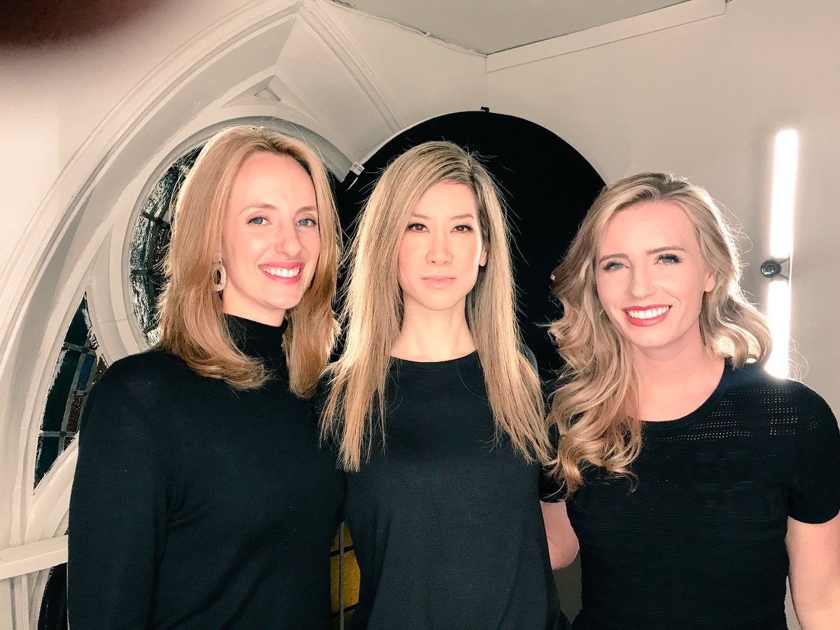 LexiOHudson's tweet photo. Fab eve at @Quillette’s party in Toronto. Highlights: the yum spring rolls, feeling just a little internet famous for the first time (“do I know you from twitter?”), and meeting these gorgeous ladies. Shout out to @DrDebraSoh’s very fierce Blue Steel! @clairlemon #QuilletteParty https://t.co/vCQR3ryf6b