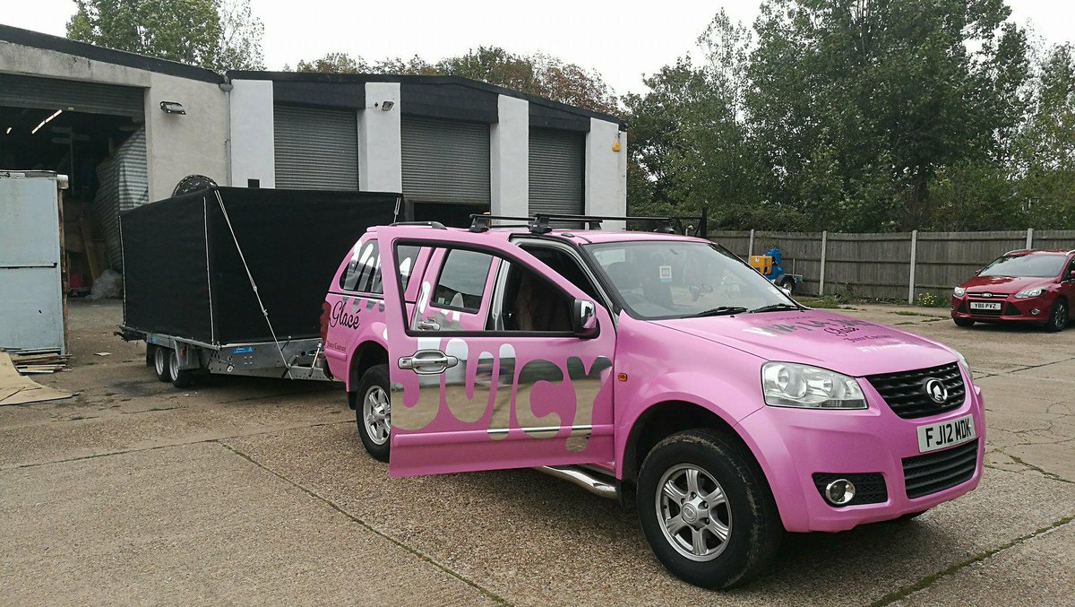 bigstuffdesign's tweet image. We had my silver steed #pickuptruck wrapped a couple of times for various customers. Not sure I pulled off the pink too well. 
Which one is your favourite?
#carnival #brandedVehicle #branding #manlymonday #Trailer #hamleys