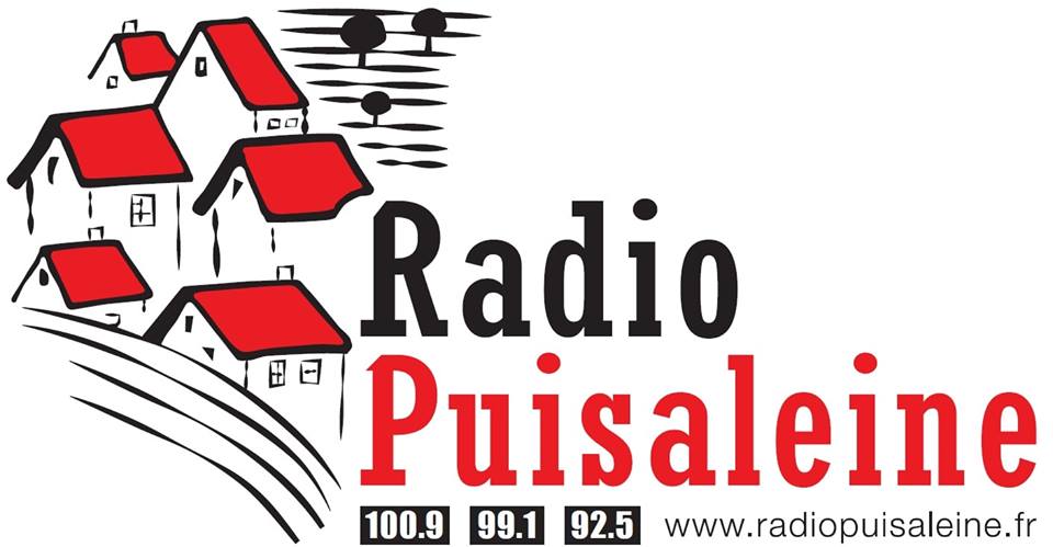 trioayonis's tweet photo. Aujourd'hui, Elodie sera à 14h30 en direct sur @RadioPuisaleine pour parler de notre @trioayonis et des prochains concerts ! 🎤🎧 https://t.co/J9nLPRsZxB