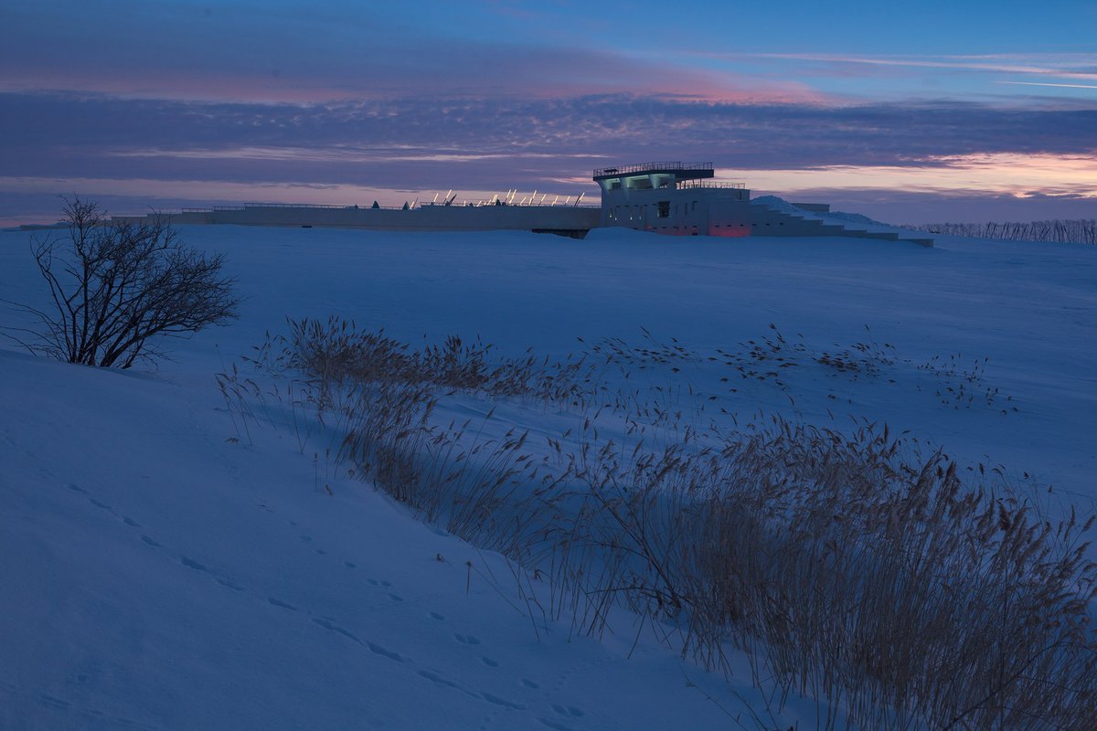 Немного сказочных зимних пейзажей от Романа Солопова в Старый Новый год.
#КуликовоПоле #Зима #новыйгод #пейзаж