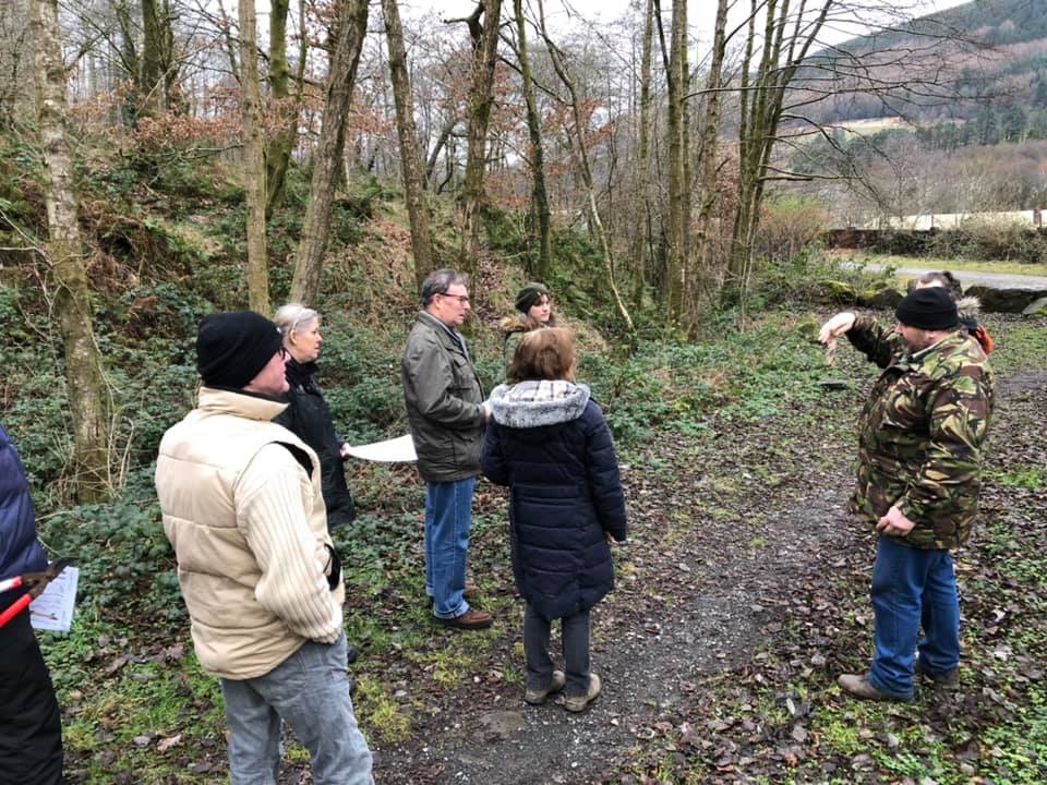 W_2_R_Woods's tweet photo. Enjoyed seeing our volunteers passing on their woodworking knowledge and helping others on the first day of the @ActifWoodsWales hand tools OCN course last Friday. #woodworking #trees #outdoorstraining @rhondda #GetInvolved https://t.co/rOIfDLJUe7