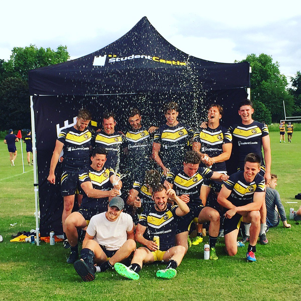 SOHKCharity's tweet photo. Good morning!! βοΈWe are still on the hunt for Club Ambassadors to be the face of our #FriendsofSOHK campaign! If you would love to be a part of #SOHK get in touch with us ππ --> info@schoolofhardknocks.org.uk https://t.co/j2OMUV8ofk