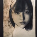 コーヒーこぼした結果からの発想の転換が凄い。芸術的なイラスト。
