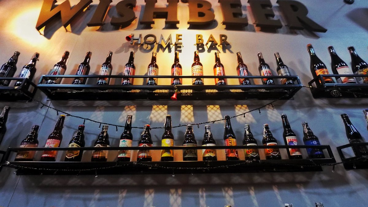 realaiit's tweet photo. #WishBeerHomeBar
Shot on #hTc #hTcRe #ReCamera https://t.co/WpvcZ2FE5v