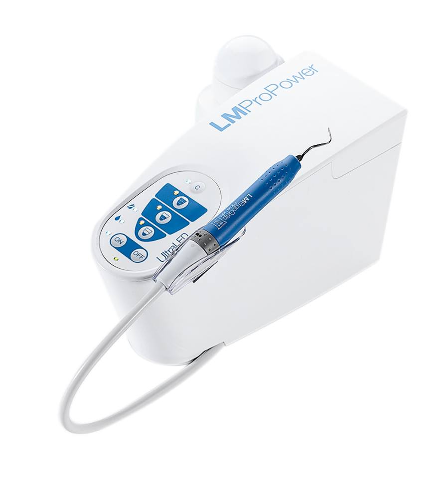 dentalservisba's tweet photo. Upoznajte se sa jedinstvenim - LM-ProPower UltraLED uređajem za sve oblasti ultrazvučnih tretmana. Ergonomija + dizajn + napredna elektronika + izdržljivi vrhovi.
#LMinstruments #dental #dentistry #ultrasonic https://t.co/lf3AKFpUcW