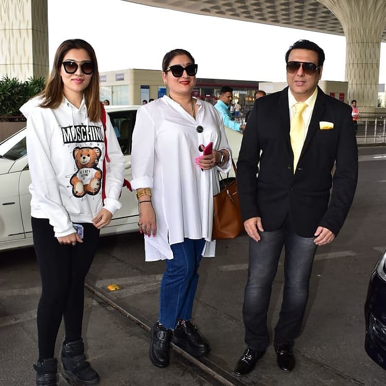 @govindaahuja21 sir with wife #SunitaAhuja & daughter #TinaAhuja
#Bollywood #Govinda 
#RangeelaRajaOnJan18