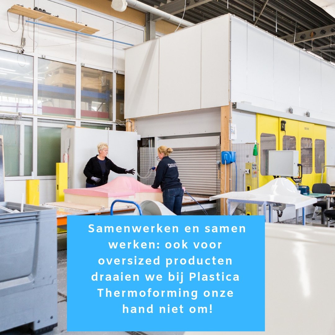 PlasticaBV's tweet photo. #plasticathermoforming #oversizedproducts #groteproducten #kunststof #thermoforming #thermovormen #vacuumvormen #5assigfrezen #samenwerken #maandag #monday #workingtogether https://t.co/TYGVTMLYPc