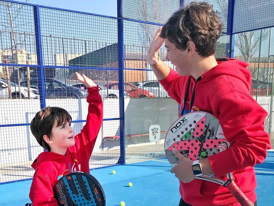 GRN_esports's tweet image. Sabeu que #Granollers compta amb més de 60 #entitatsesportives on practicar diferents esports? Feu ullada aquí 👉granollers.cat/esports/entita… i troba la modalitat que més t'agradi 🚴‍♀️🏀🤾‍♀️🏉🤽‍♀️ #granollersesports