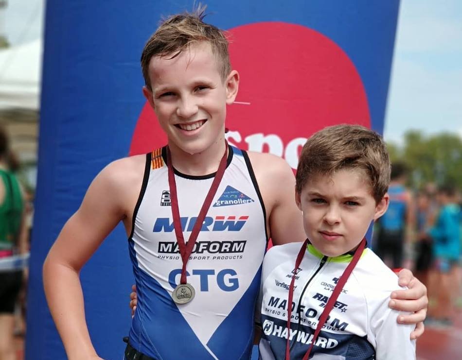 GRN_esports's tweet image. Sabeu que #Granollers compta amb més de 60 #entitatsesportives on practicar diferents esports? Feu ullada aquí 👉granollers.cat/esports/entita… i troba la modalitat que més t'agradi 🚴‍♀️🏀🤾‍♀️🏉🤽‍♀️ #granollersesports