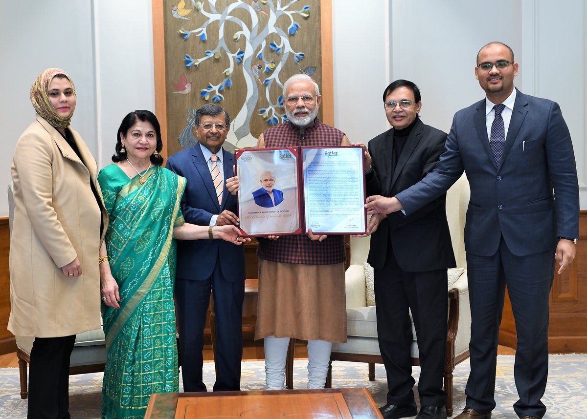 SharmaKhemchand's tweet image. PM Shri Narendra Modi received the 1st-ever Philip Kotler Presidential award!

#Modi Ji is selected 4 outstanding leadership 4 the nation. His selfless service towards India, combined with his tireless energy has resulted in extraordinary economic, social &amp;amp; technological advances