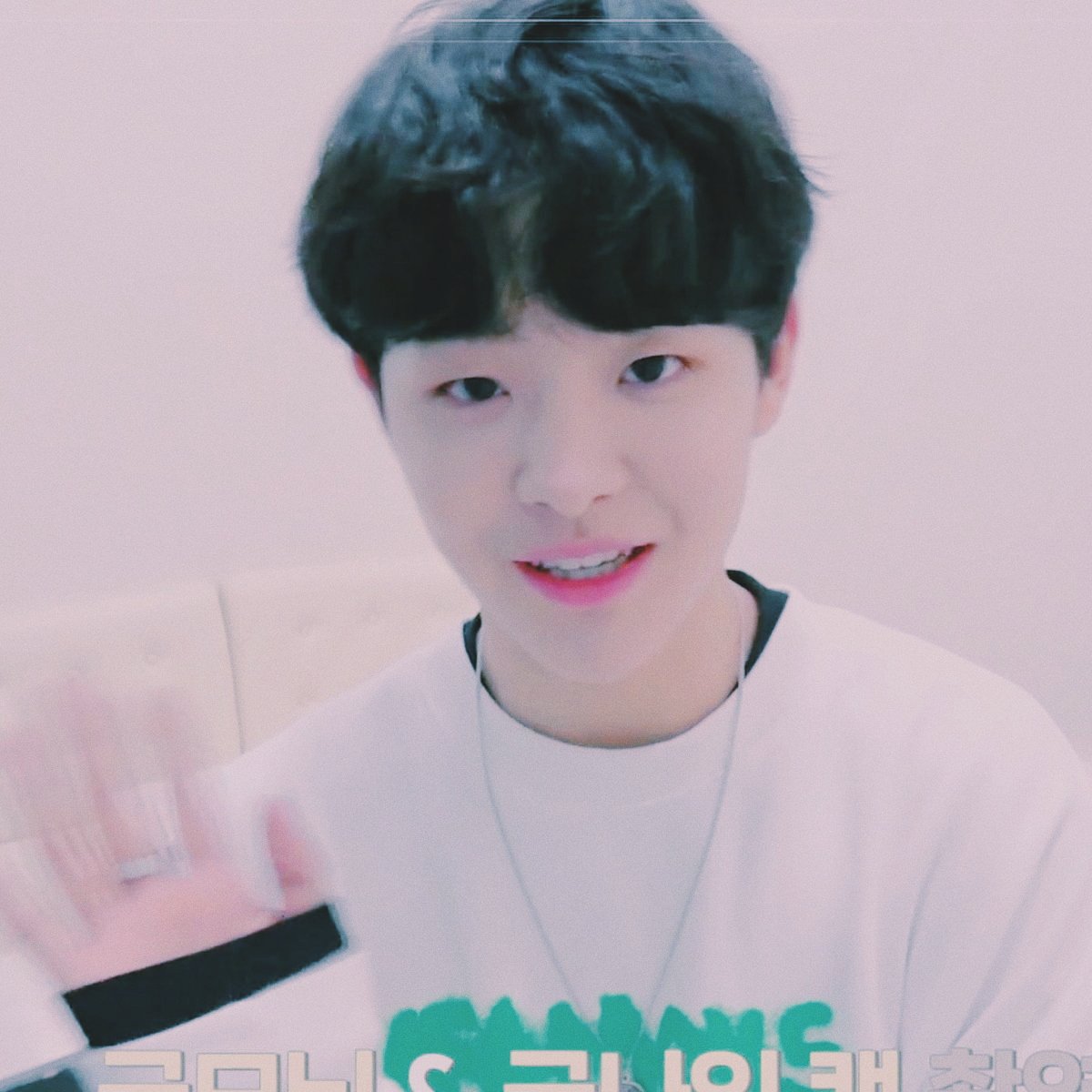 pjihoonies's tweet photo. hello!! this account is dedicated to ygtb loudest precious baby, park jihoon. do follow @pjihoonies and let’s support jihoon until the end. please rt this to spead the word. thank you! ♡ https://t.co/WtbWCweBRH