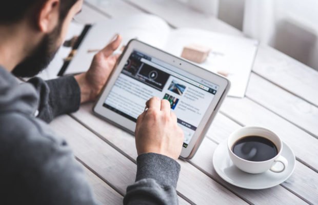 petergorne's tweet photo. The Right Way To Build An Audience On #Twitter via @TechGeek365 featuring  @Social_Hire https://t.co/m1TLUwyIeV #SMM https://t.co/KBVlfPtmQP
