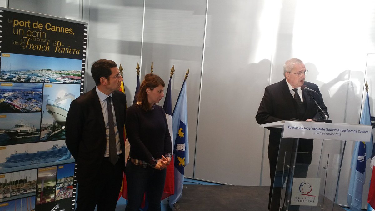 CCIcotedazur's tweet photo. 🗨️"Au-delà de ses activités portuaires, le #VieuxPortdeCannes accueille églt des manifestations en parfait maillage avec le @CannesPalais ; véritable lieu de vie pour les cannois &amp; les touristes." @JpSavarino 
#QualitéTourisme06 #CotedAzurFrance #FilièreTourisme06 https://t.co/uxz7yRD6Fq